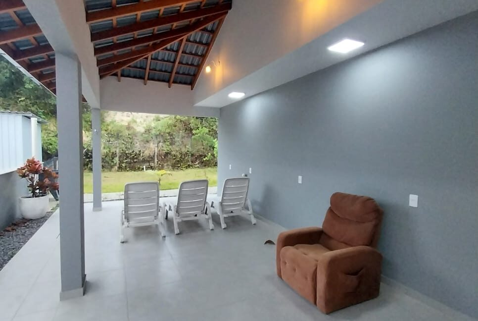 98fb460a-d532-421b-bd88-fcf8c30a0772